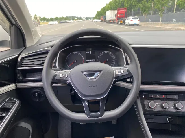 Jetta VS5 — Фото автомобиля 14