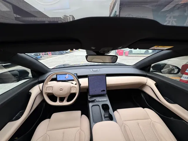 Nio ET5 Touring — Фото автомобиля 5