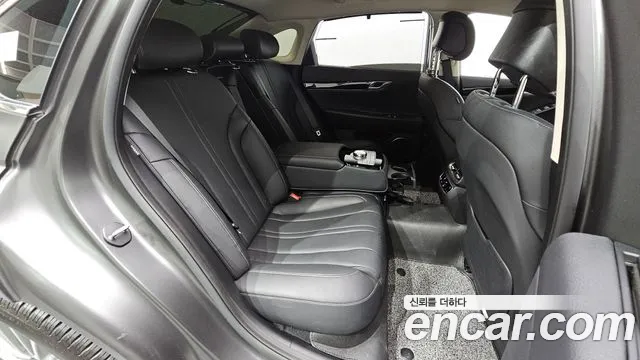 Genesis G80 RG3 — Фото автомобиля 17