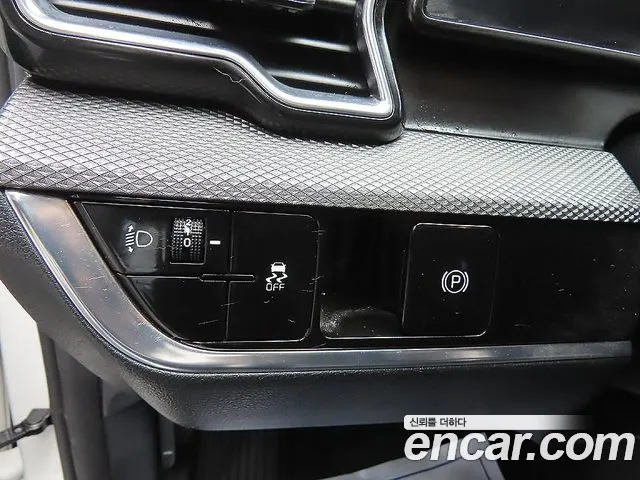 Kia Sportage Sportage 5-е поколение Бензин 1.6 турбо 2WD — Фото автомобиля 12