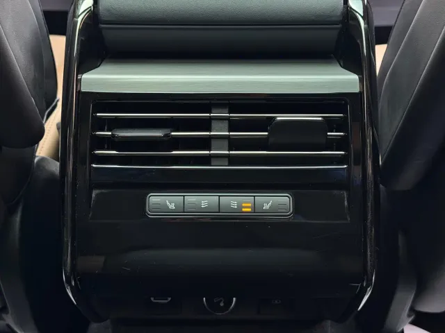 Land Rover Range Rover Sport — Фото автомобиля 19