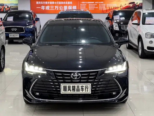 Toyota Avalon — Фото автомобиля 5