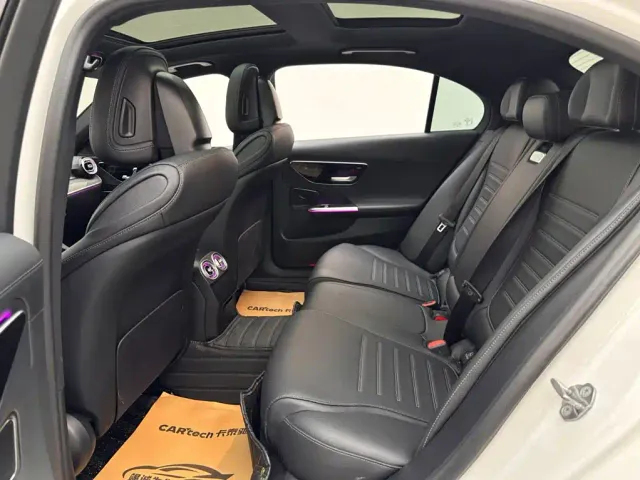 Mercedes-Benz C-Class — Фото автомобиля 9