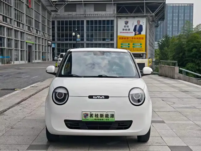 Changan Lumin — Фото автомобиля 2