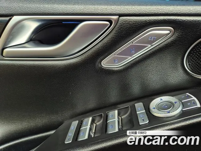Genesis G80 RG3 — Фото автомобиля 15