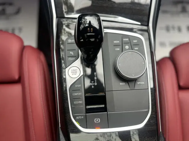 BMW 3 Series — Фото автомобиля 8