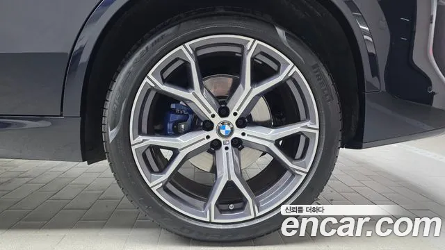 BMW X5 xDrive 40i M Sport — Фото автомобиля 16