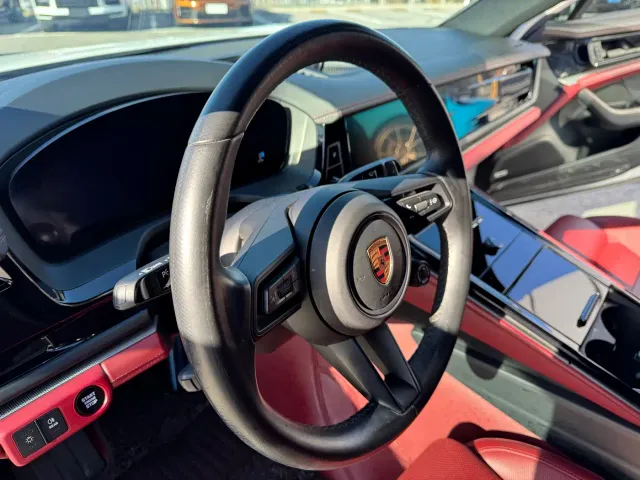 Porsche Panamera — Фото автомобиля 8