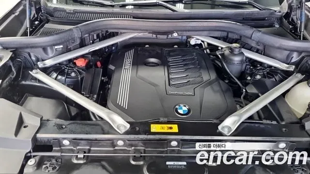 BMW X5 xDrive 40i M Sport — Фото автомобиля 3