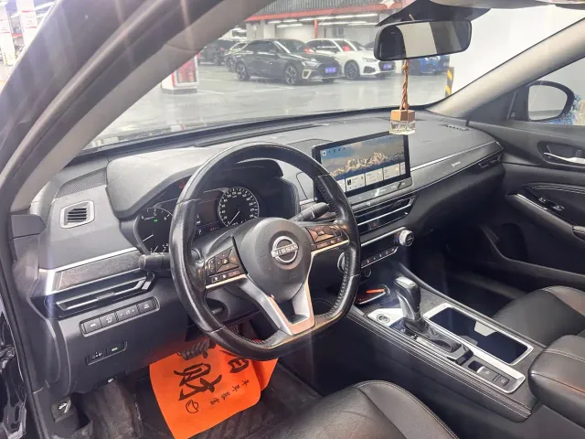 Nissan Teana — Фото автомобиля 10