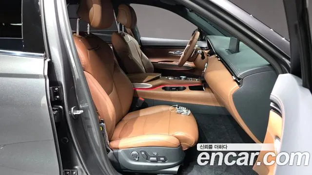 Genesis GV70 2.5T Бензин AWD — Фото автомобиля 21