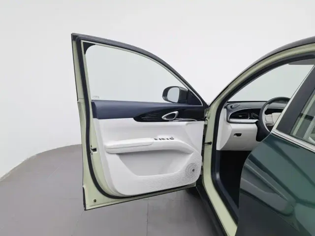 Geely Starry Wish — Фото автомобиля 8