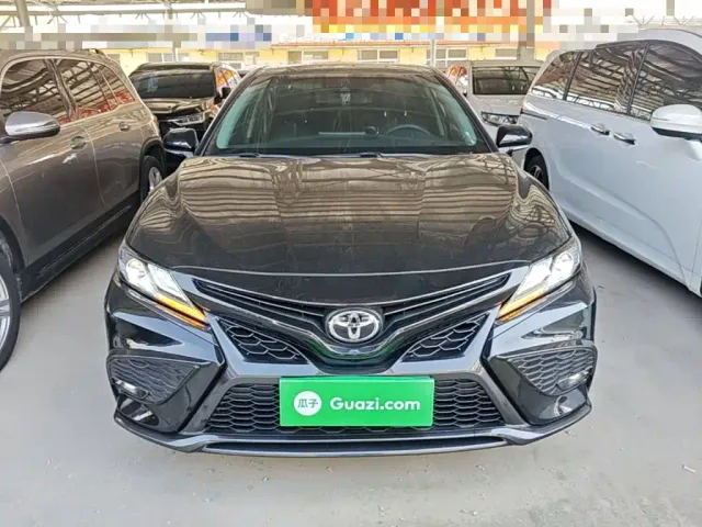 Toyota Camry 2022 2.0S Knight Edition — Фото автомобиля 2
