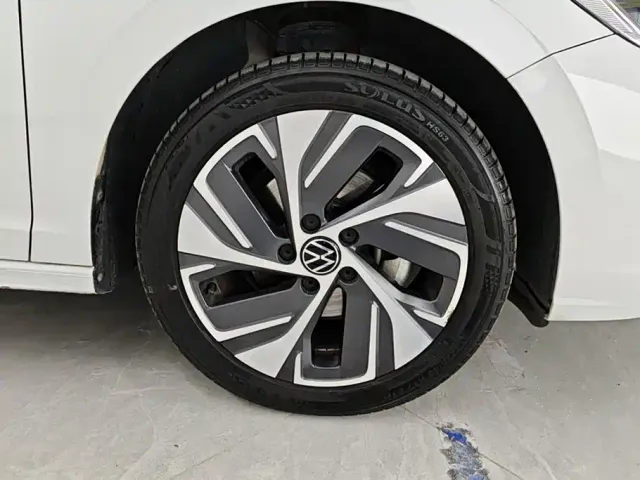 Volkswagen Bora — Фото автомобиля 6