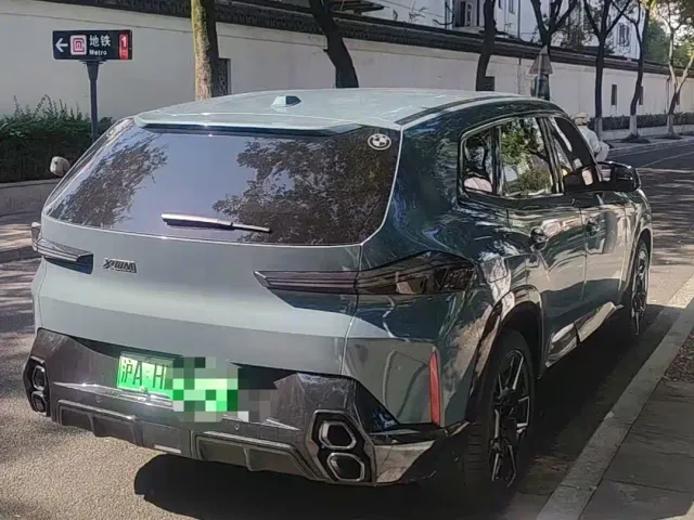 BMW XM — Фото автомобиля 6