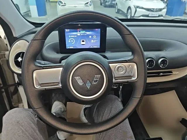 Wuling Bingo — Фото автомобиля 10