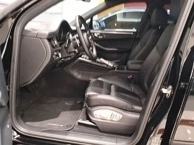 Porsche Macan — Фото автомобиля 14