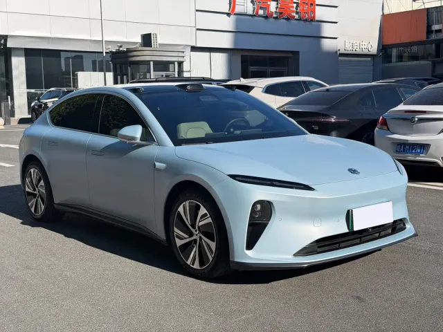 Nio ET5 — Фото автомобиля 3