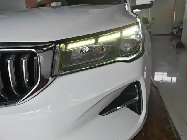 Geely Emgrand — Фото автомобиля 23