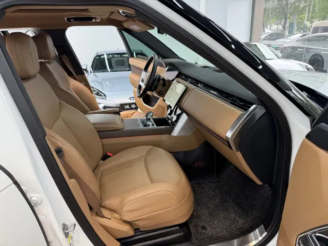 Land Rover Range Rover — Фото автомобиля 11