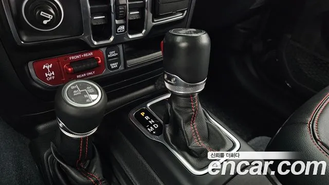 Jeep Wrangler JL — Фото автомобиля 9