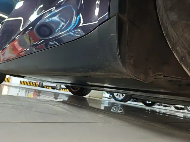 Tesla Model Y — Фото автомобиля 21