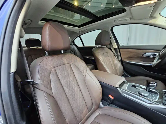 BMW 3 Series — Фото автомобиля 9