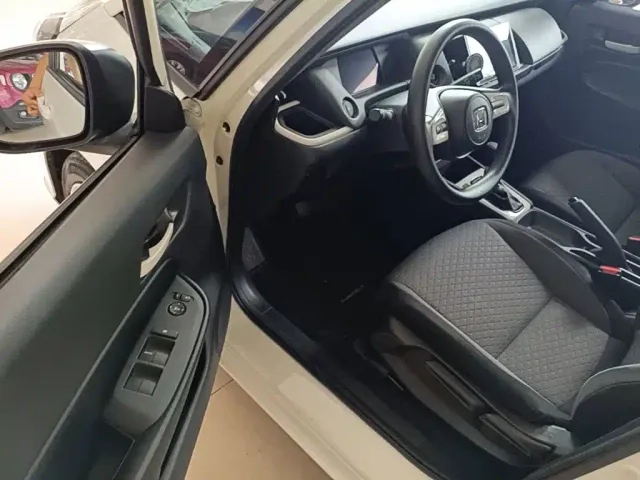 Honda Fit — Фото автомобиля 15