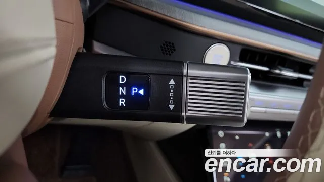 Hyundai Grandeur GN7 — Фото автомобиля 12