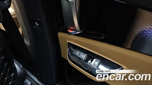 Kia Canival Carnival 4 поколение Бензин 9 мест Signature — Фото автомобиля 19