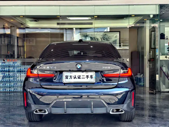 BMW 3 Series — Фото автомобиля 8