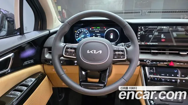 Kia Canival — Фото автомобиля 14