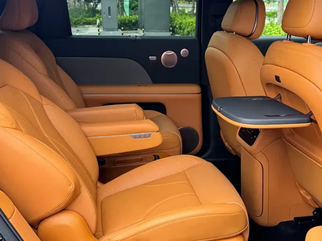 IM Motors LS8 — Фото автомобиля 15