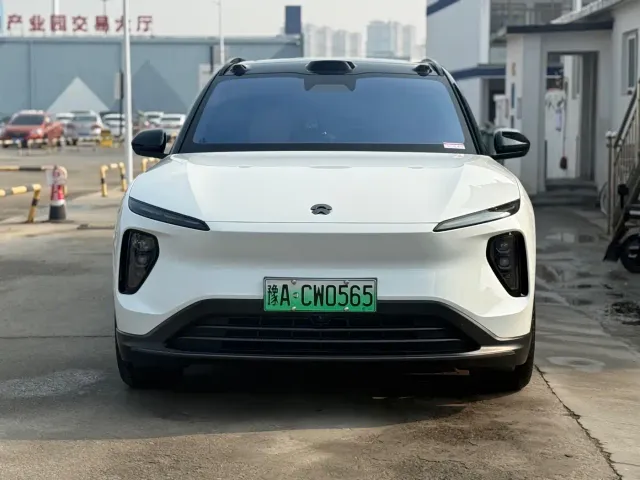 Nio ES6 — Фото автомобиля 2