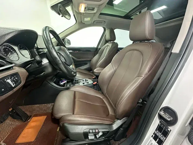 BMW X1 — Фото автомобиля 10