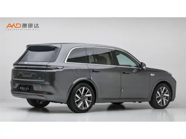 Li Auto L8 — Фото автомобиля 3