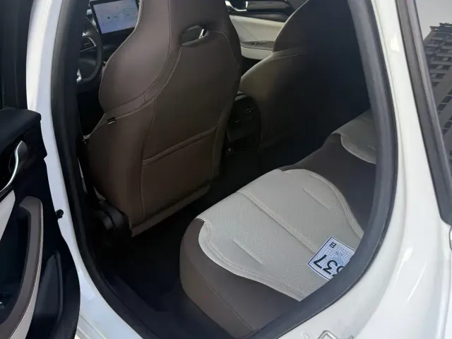 BYD Qin PLUS — Фото автомобиля 6