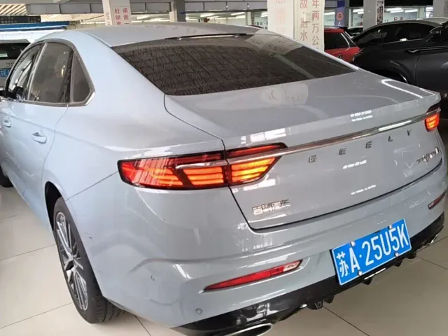 Geely Xingrui — Фото автомобиля 10