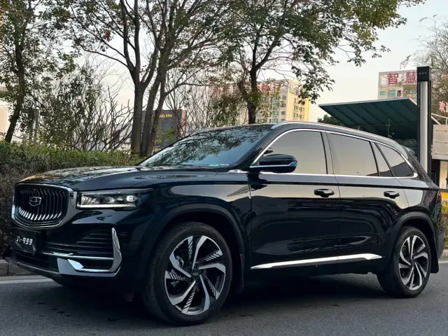 Фотография автомобиля — Geely Xingyue L
