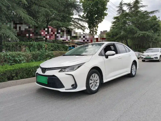 Фотография автомобиля — Toyota Corolla