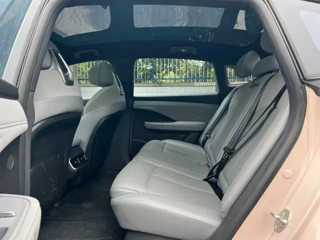 Nissan N7 — Фото автомобиля 10