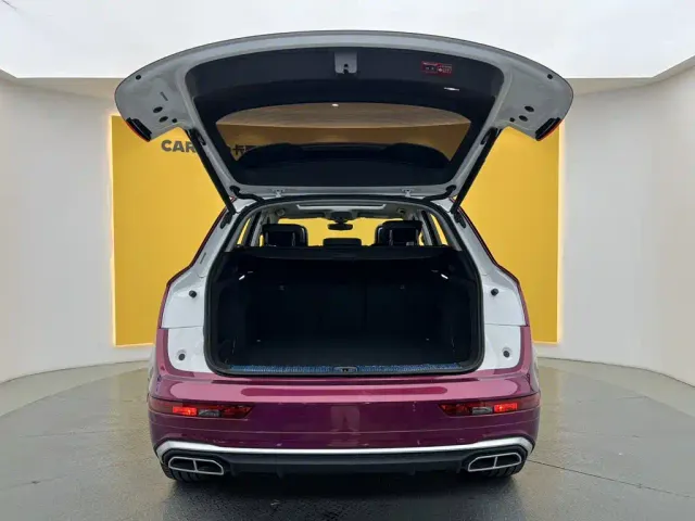 Audi Q5L — Фото автомобиля 13