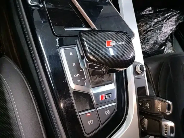 Audi A4L — Фото автомобиля 18