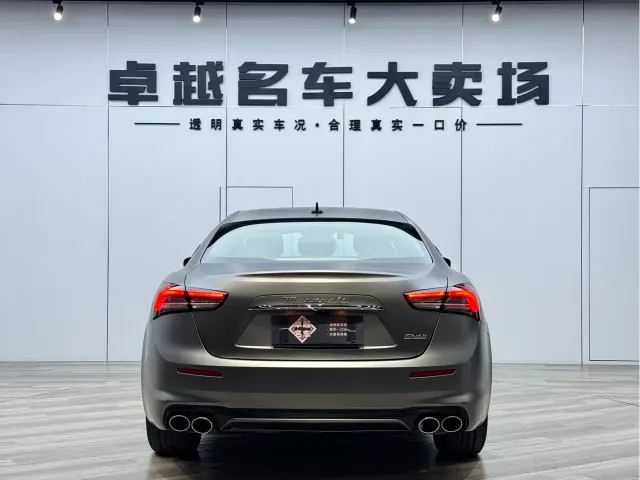Maserati Ghibli — Фото автомобиля 6