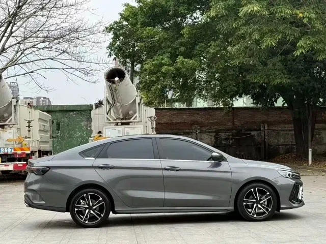 Geely Binrui — Фото автомобиля 14