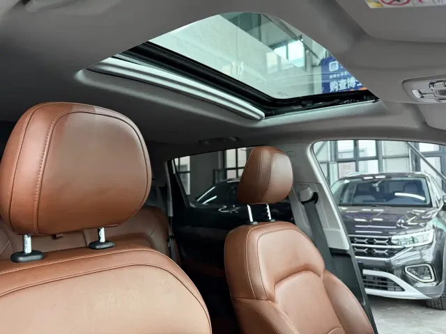 Geely Vision X6 — Фото автомобиля 17