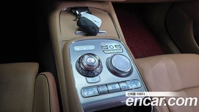Genesis G90 Бензин 3.5 турбо AWD — Фото автомобиля 9