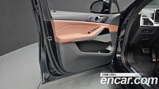 BMW X5 xDrive 40i M Sport — Фото автомобиля 22