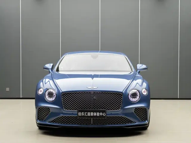 Bentley Continental — Фото автомобиля 4