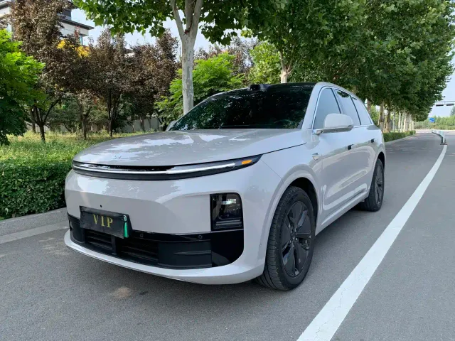 Фотография автомобиля — Li Auto L6